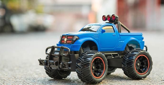 खिलौना उद्योग — मॉडल कार टायर